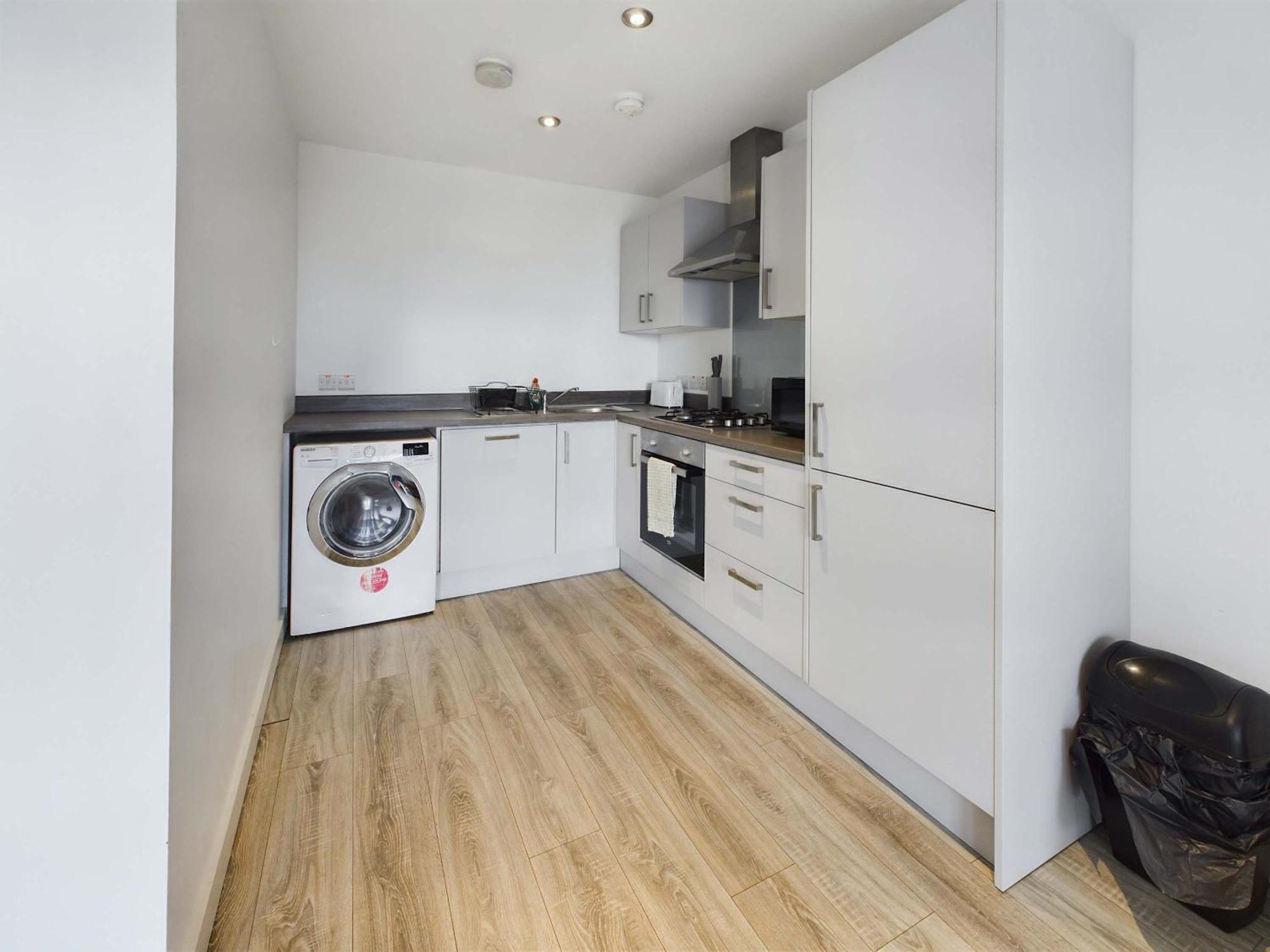 Free Parking Spacious 1 Bedroom Apartment Belfast