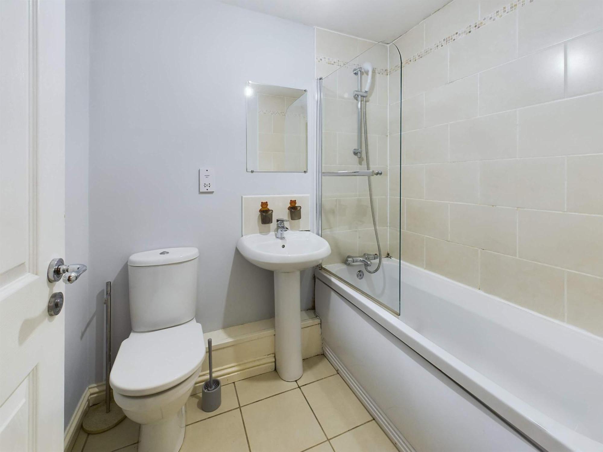 Apartment Free Parking - Stunning 2 Bedroom Belfast