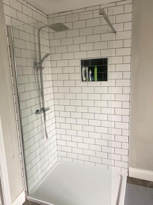 Holiday home Fully Refurbished House *