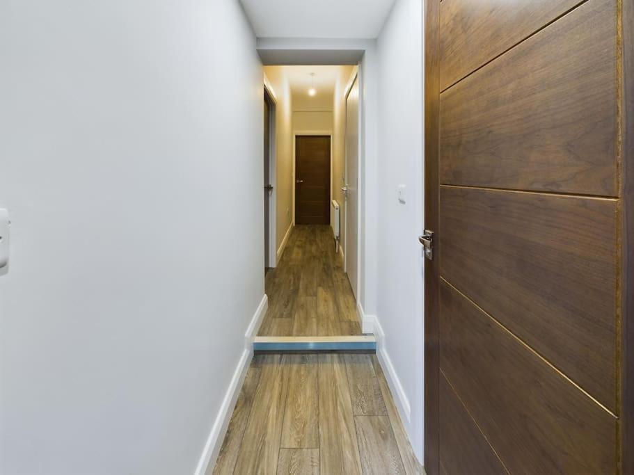 Apartment Modern 2 Bed Off Lisburn Road Belfast