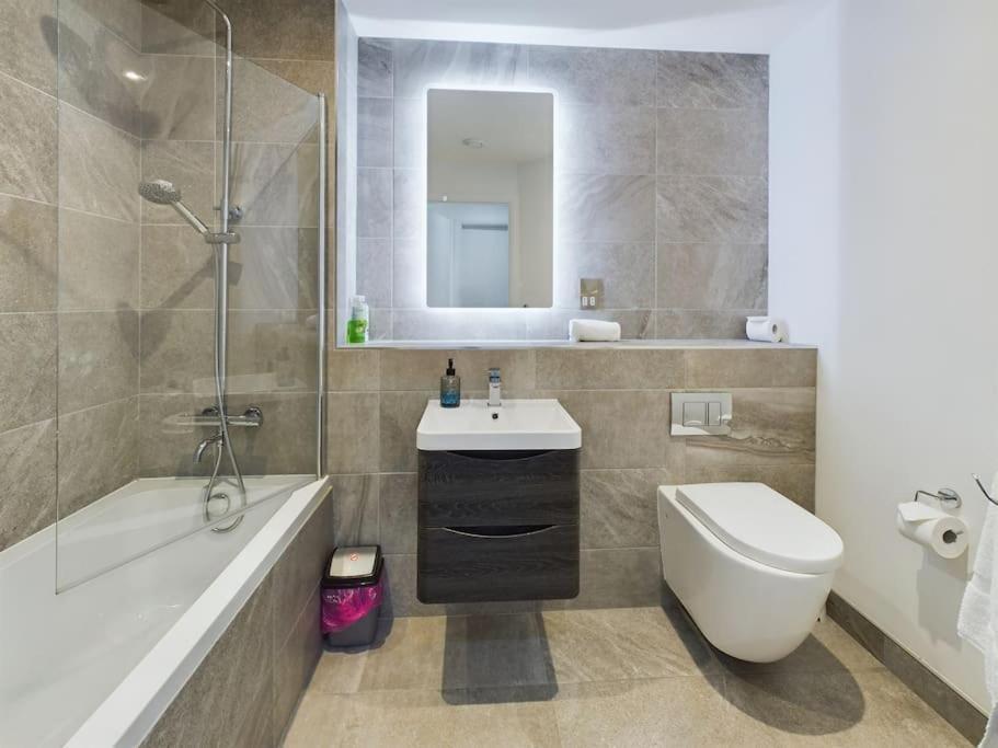 Contemporary 1 Bed, Centre * Belfast