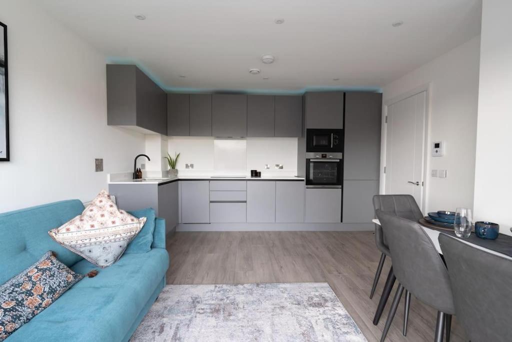 City Centre Apt - Sleeps 6 - Heart Of Belfast