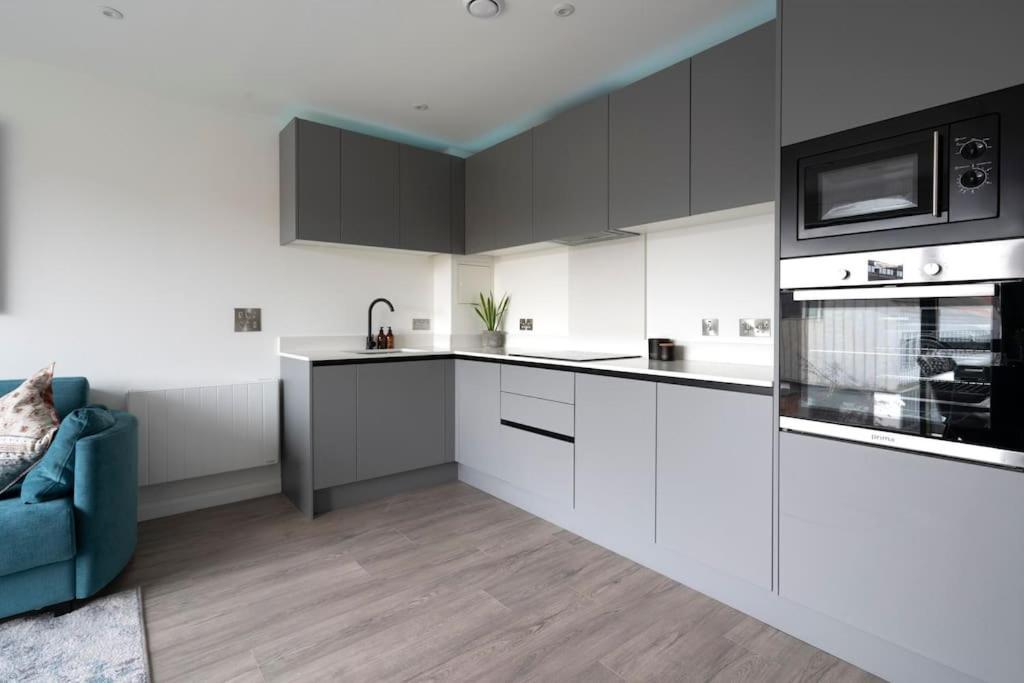 City Centre Apt - Sleeps 6 - Heart Of * Belfast