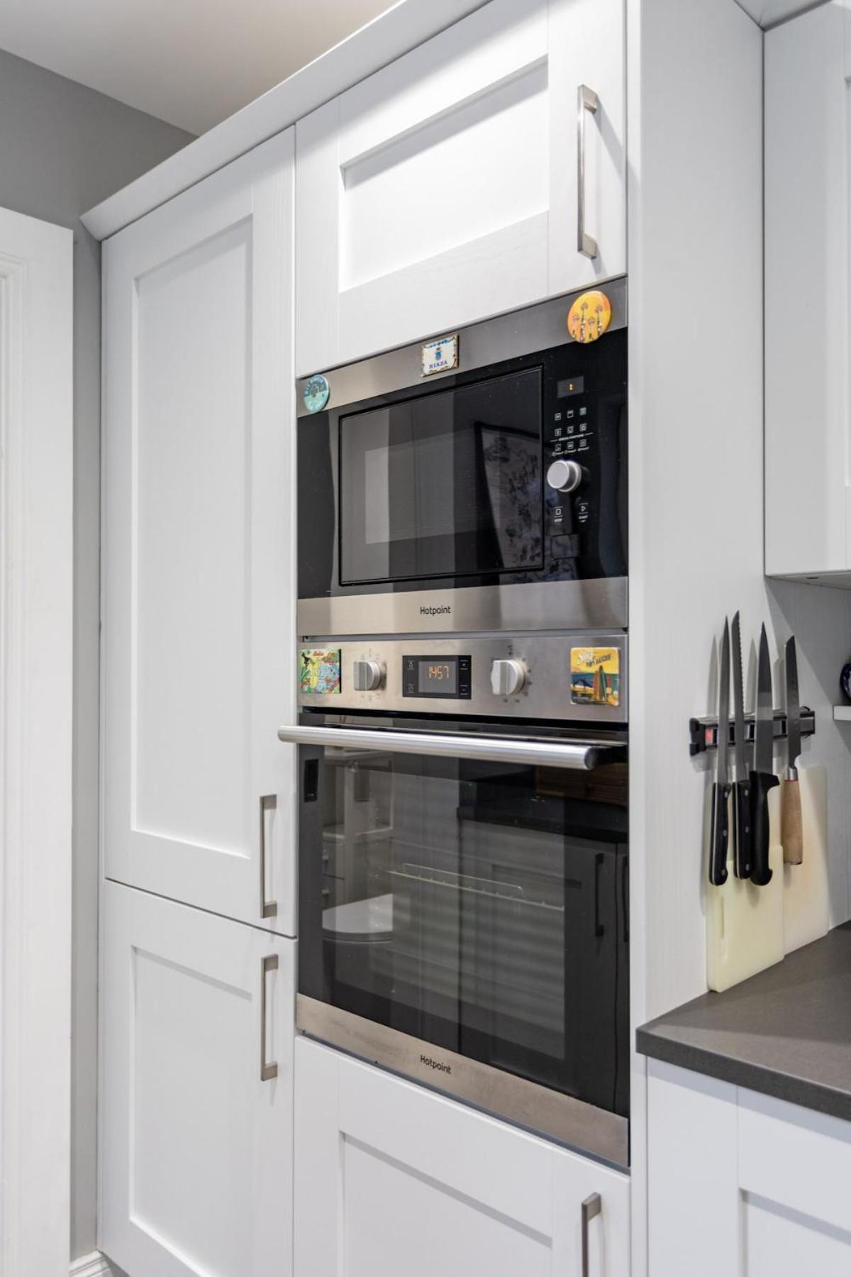 New! Chic And Spacious Townhouse *