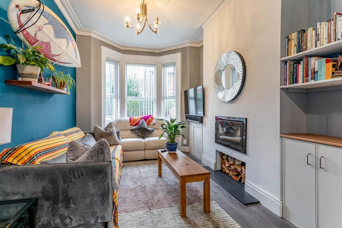 Apartment New! Chic And Spacious Townhouse Belfast