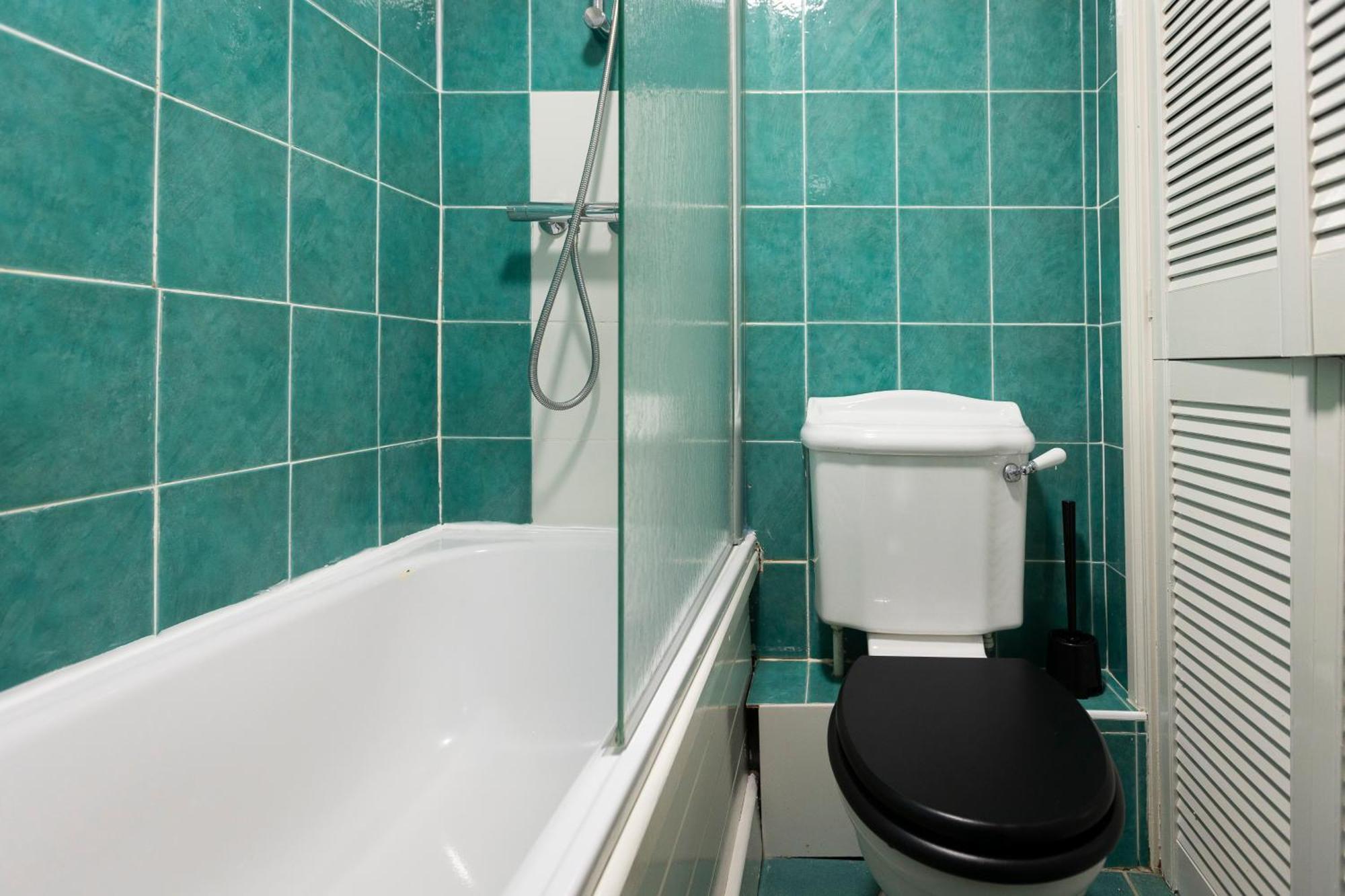 The Annadale - Luxury 3 Bd House - Gold Short Term *