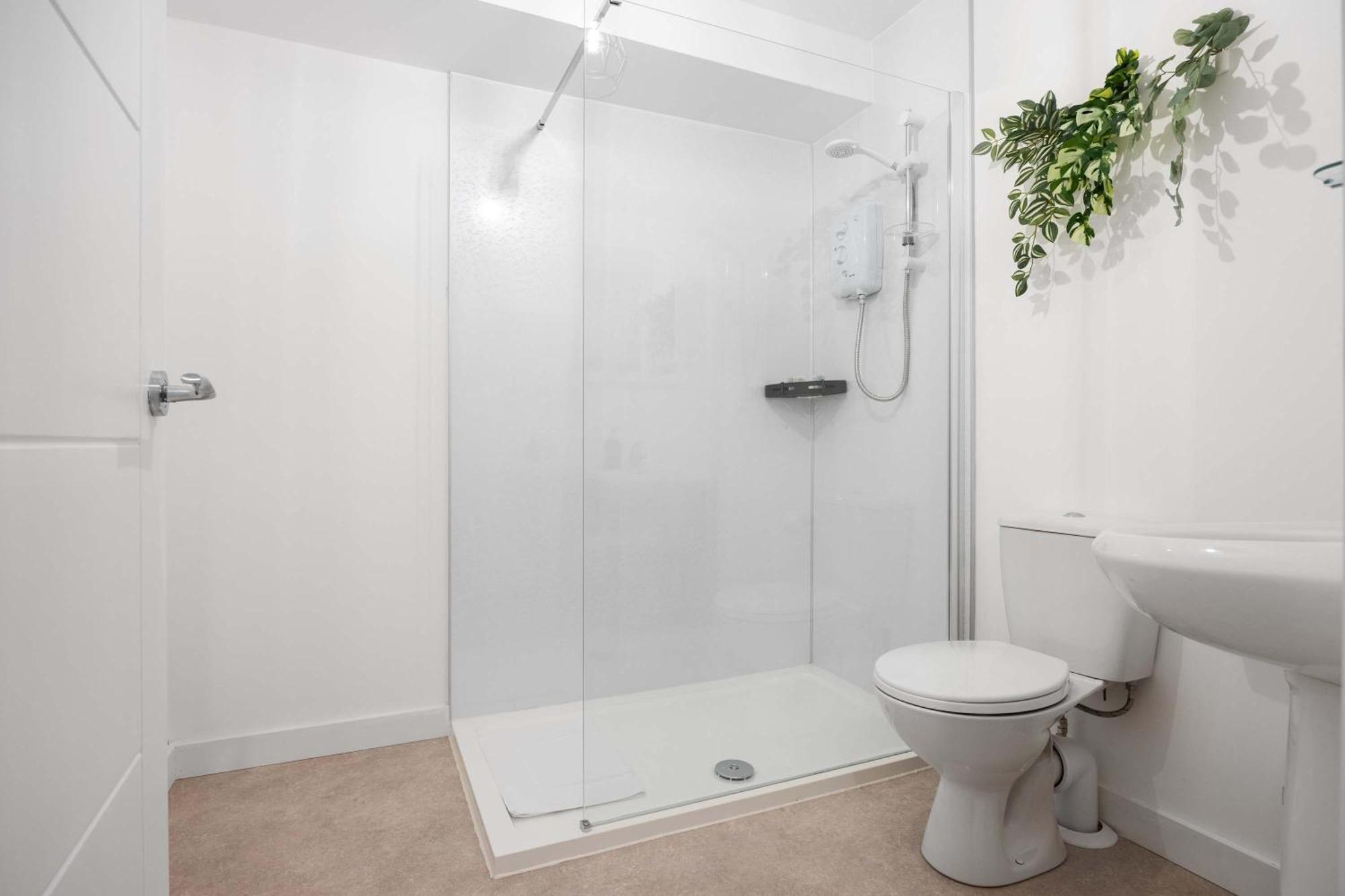 Stunning 1 Bed Penthouse In East Village, - Walk To Centre, Roof Terrace *