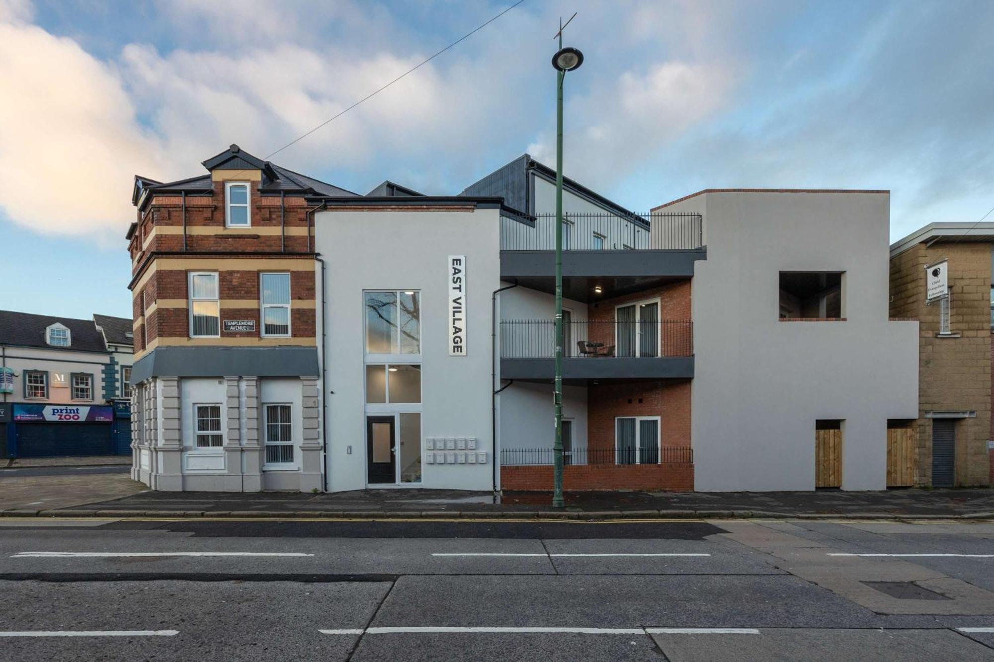 Stunning 1 Bed Penthouse In East Village, - Walk To Centre, Roof Terrace Holiday home Belfast