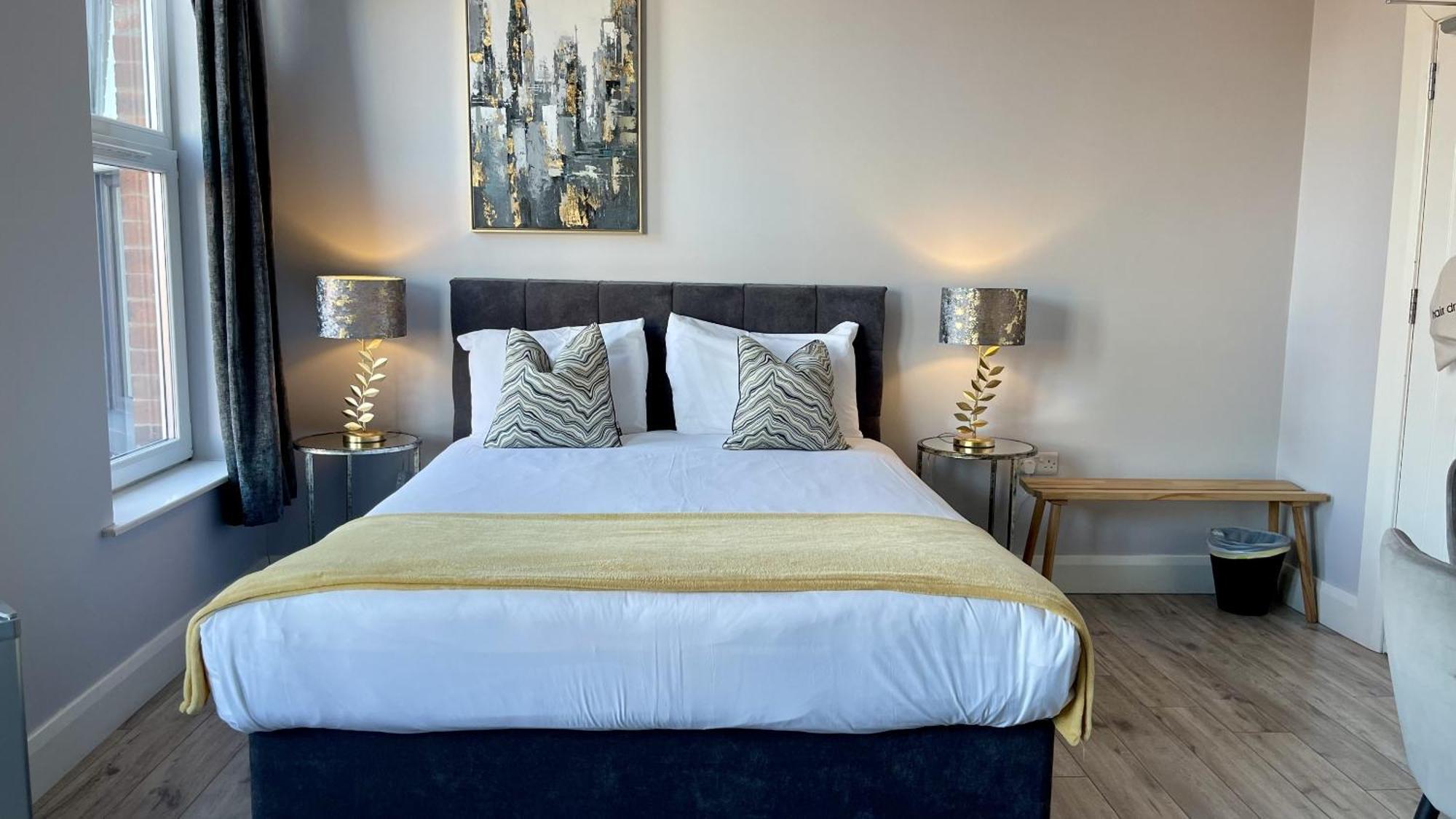 Titanic Guest Boutique, 4-star 4*