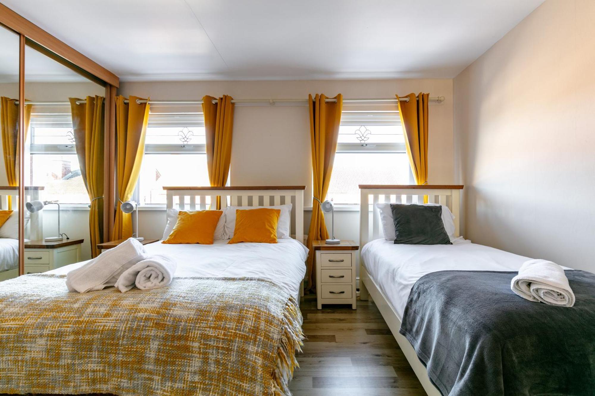 Holiday home Welcome To Belfast: Your Gateway To Unforgettable Memories! Spacious 3 Bedroom, Family Home.