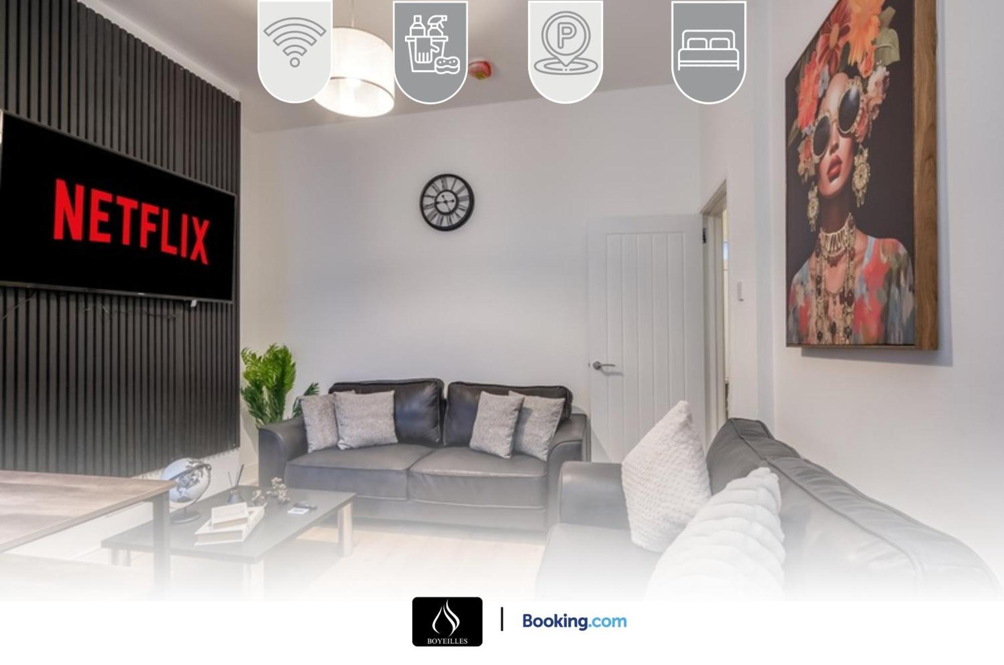 Holiday home 3 Bedrooms 1 Bath Centre By Boyeilles Short Lets & Serviced With Free Parking Belfast