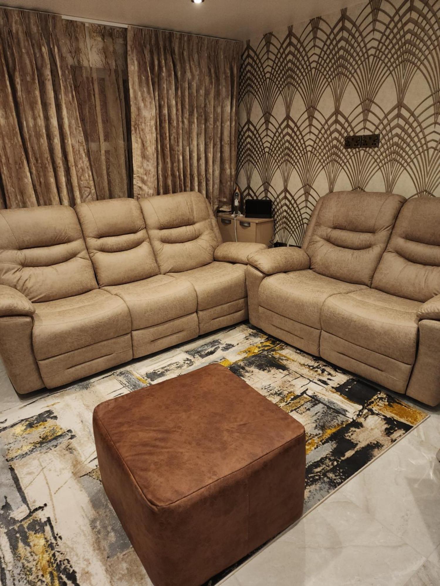 Centre Luxury House With Three Very Large Size Bedrooms Belfast