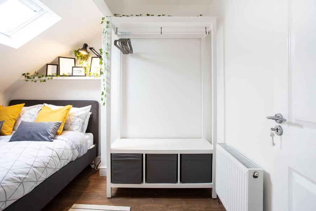 Luxurious 4-bed Townhouse In The Heart Of Holiday home *