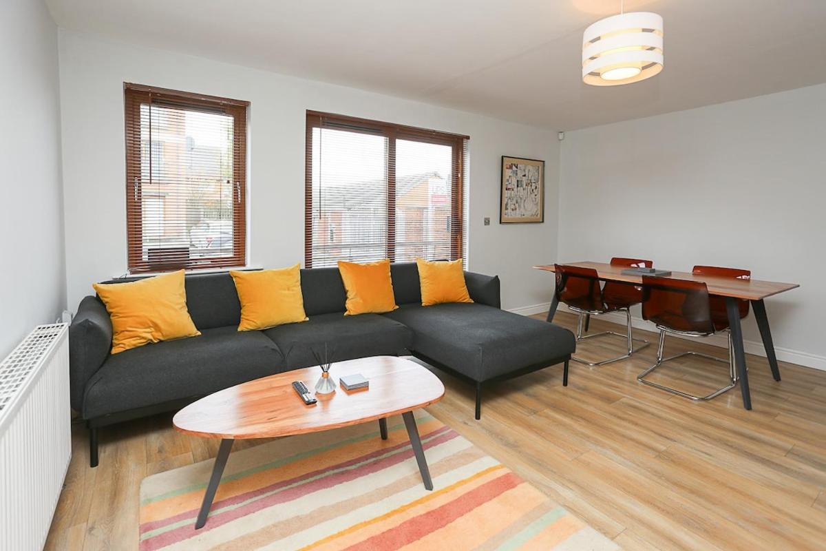 The Eastside Escape Apartment Belfast