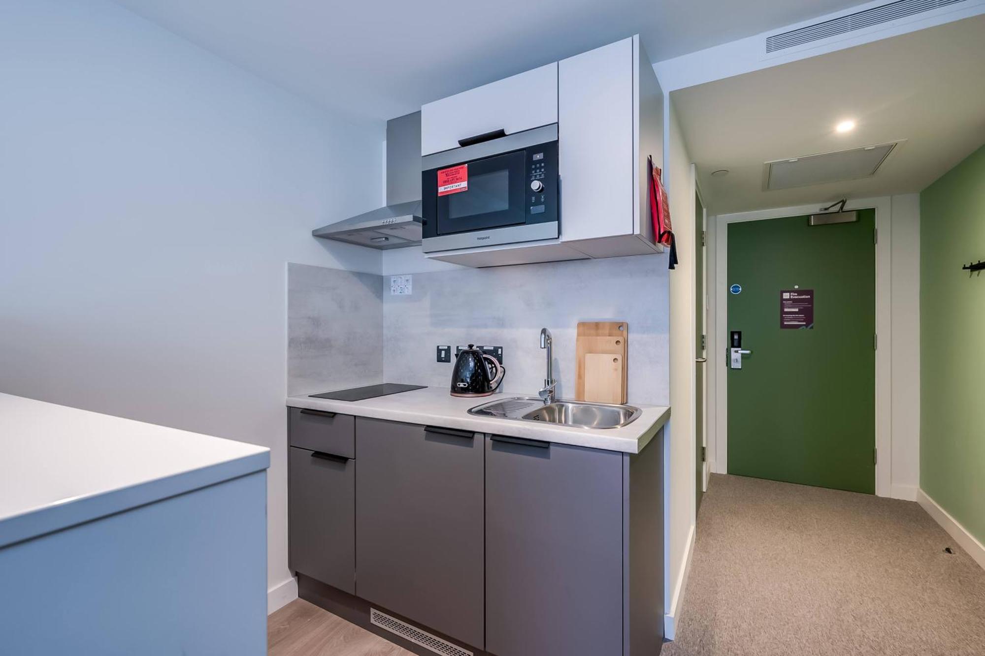 The Value Option For The Centre - Non Students Welcome Aparthotel Belfast