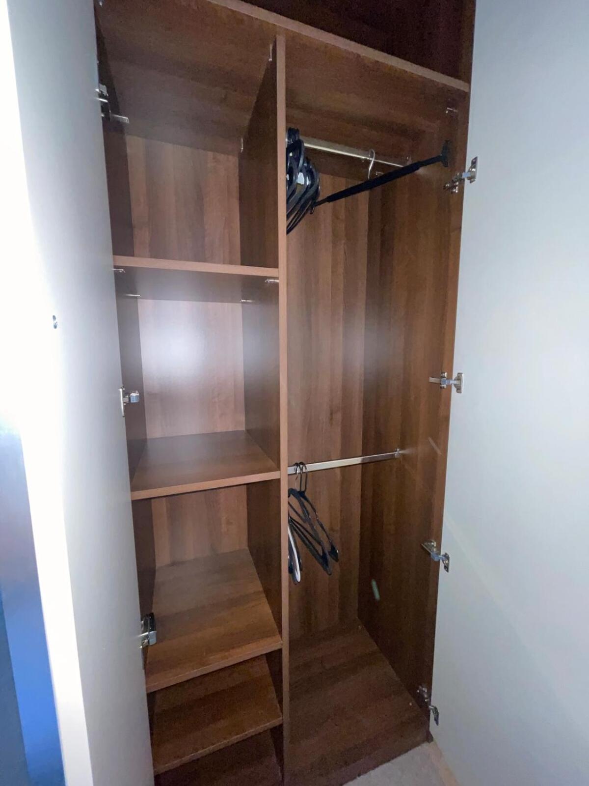 Titanic Quarter, Marina View Modern 2 Bedroom Apartment