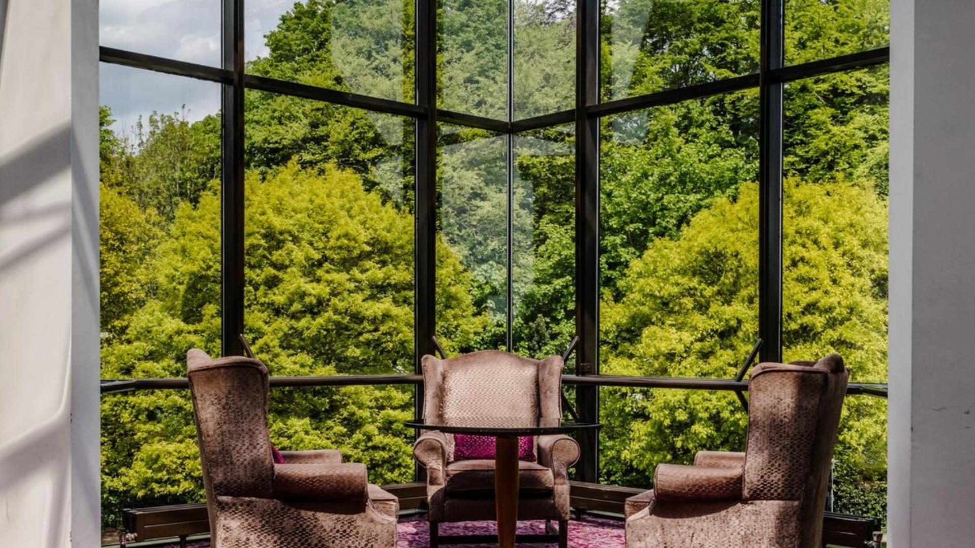The Stormont 4*