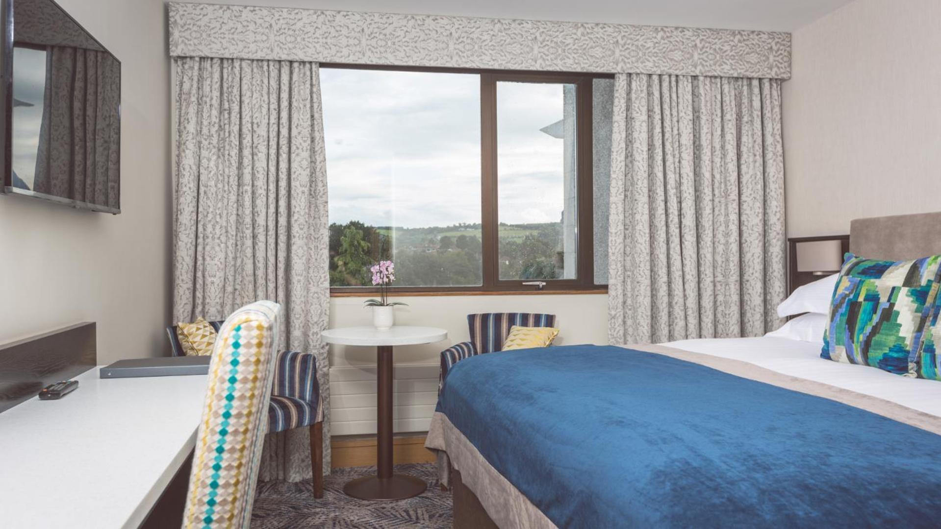 The Stormont 4*