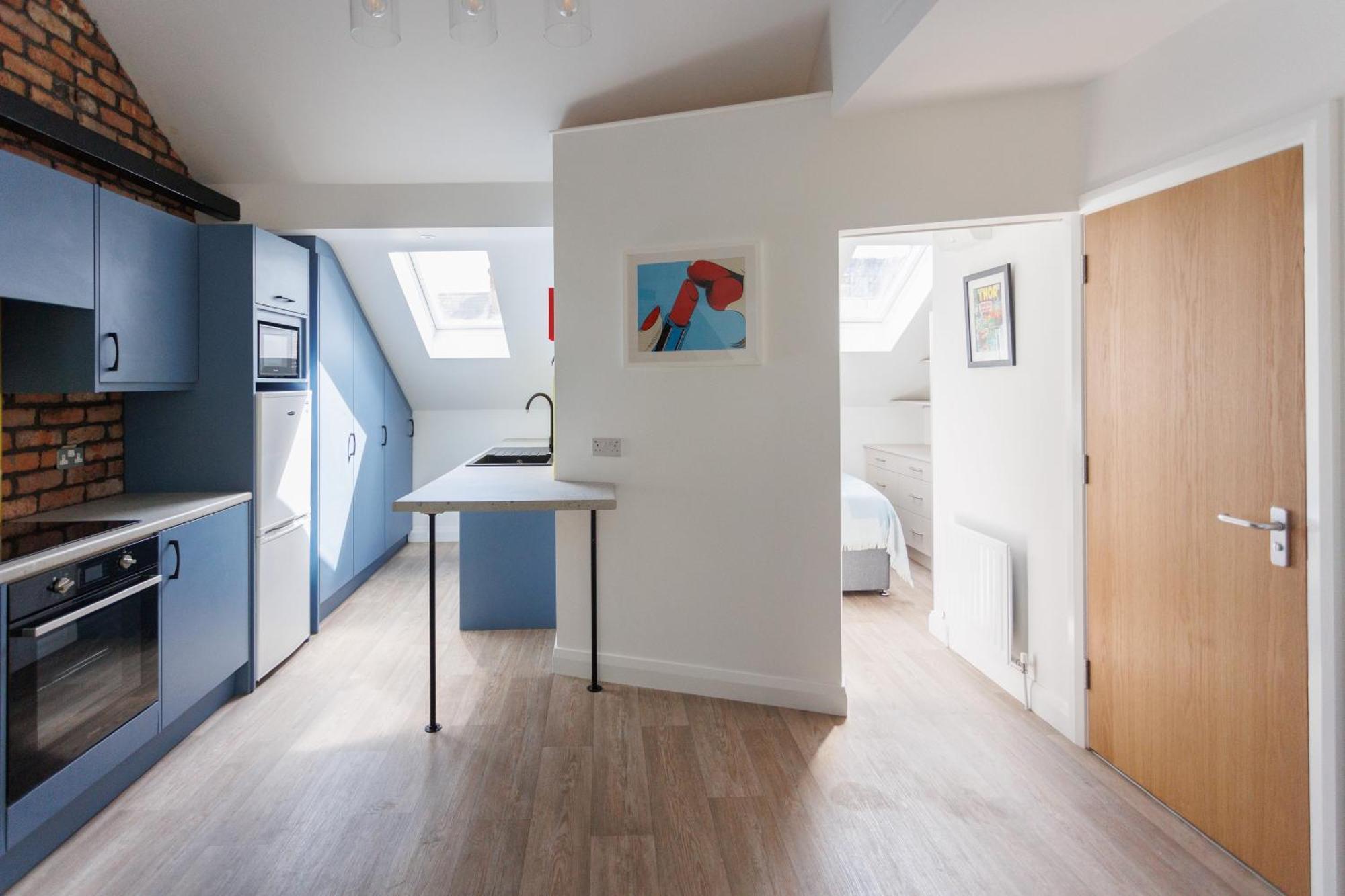Stylish Boutique For 2 Apartment