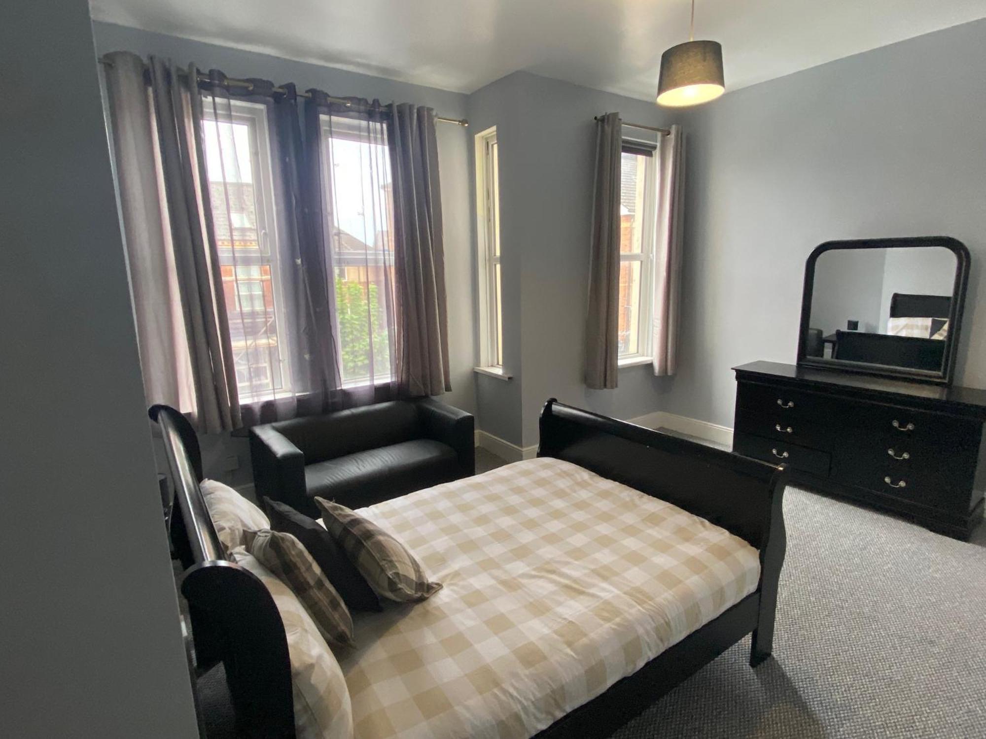Allworth Close To Center Bed & Breakfast *