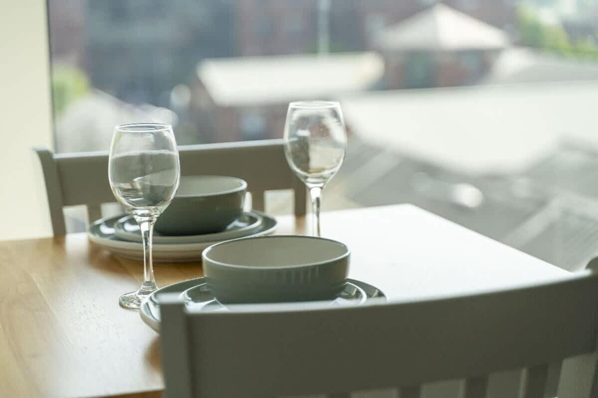 Apartment 2 Bedroom Center Belfast