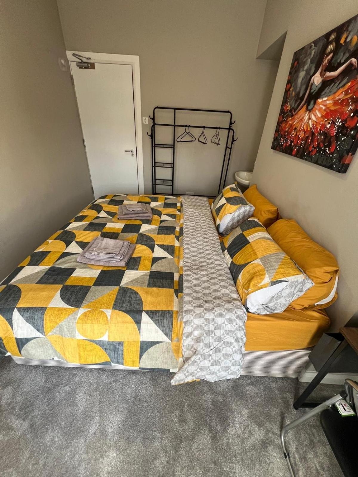 Homestay Street, Belfast