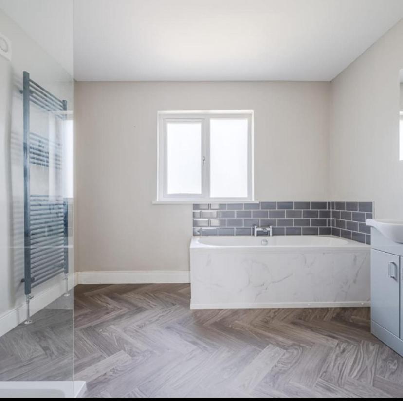 Holiday home Fully Refurbished House Belfast
