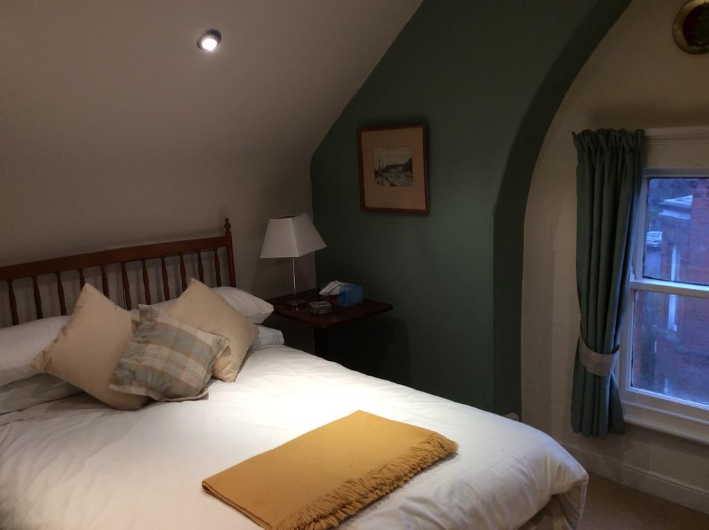 Bed & Breakfast Belfast B&B