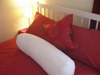 Sleepy Cedars 3* Belfast
