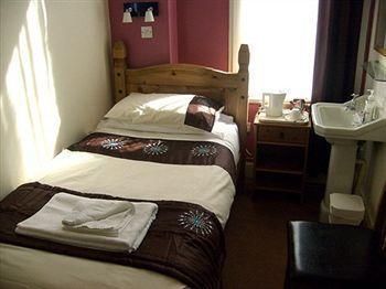 Camera Guesthouse