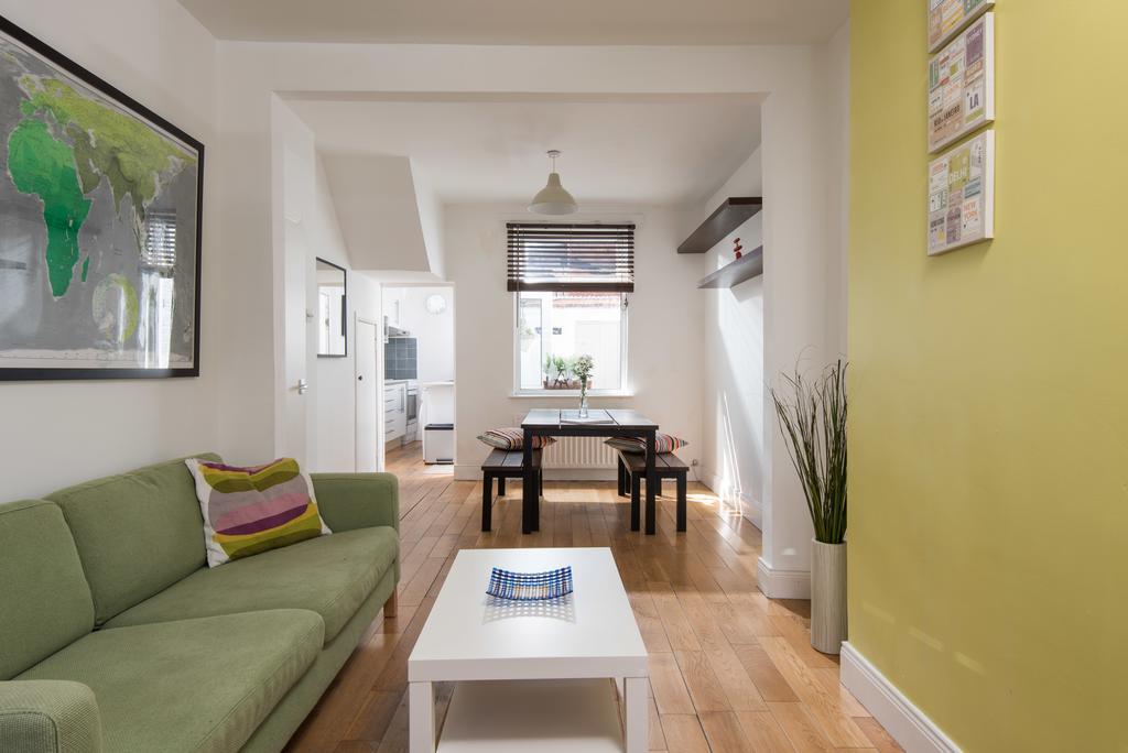 Holiday home Glendower Street