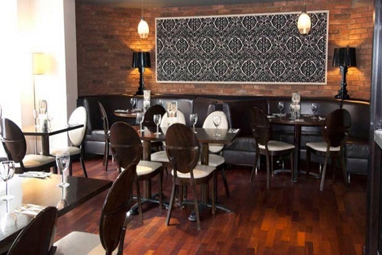 Premier Centre - Cathedral Quarter 3*
