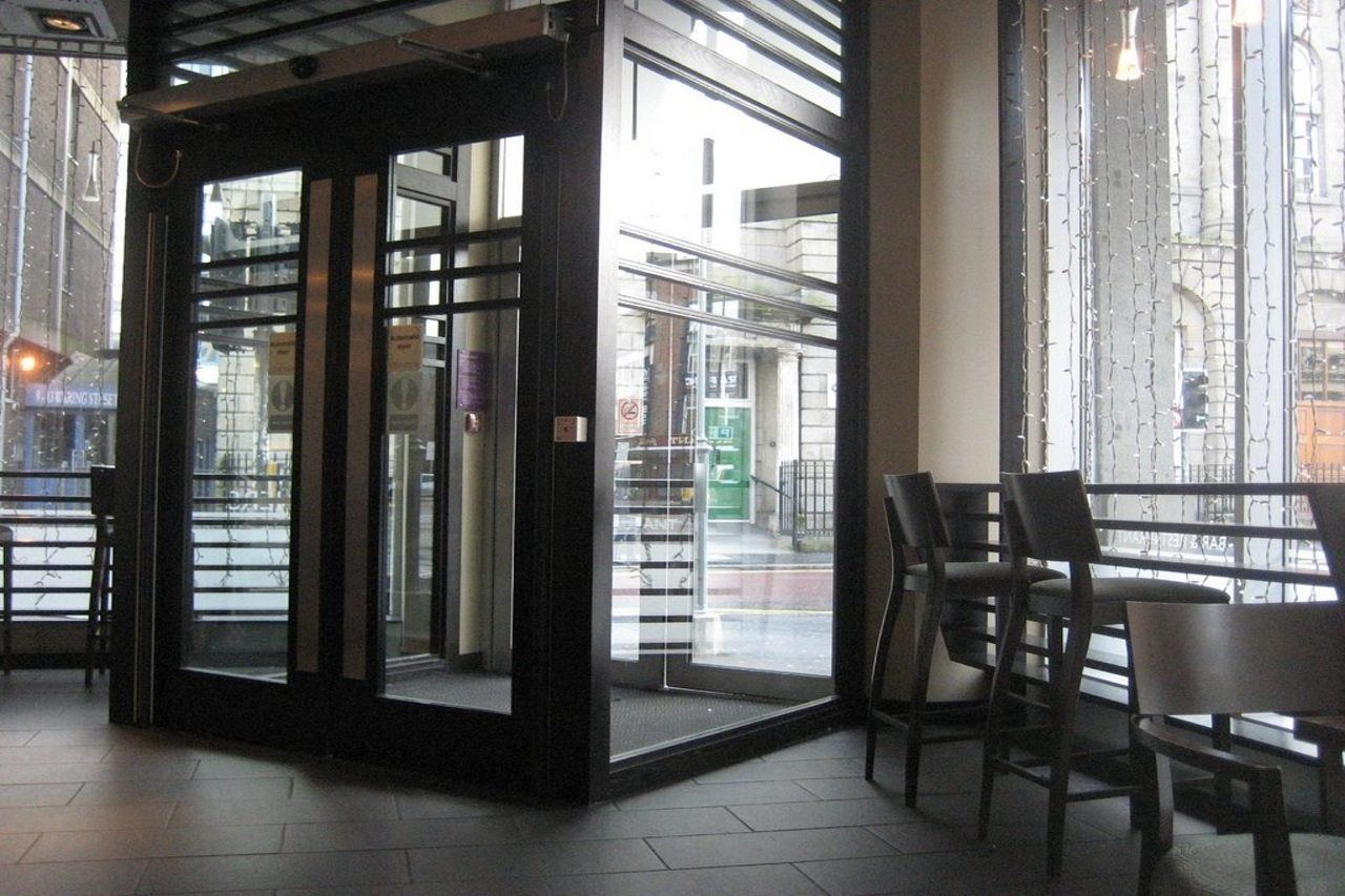 Premier Centre - Cathedral Quarter Hotel Belfast