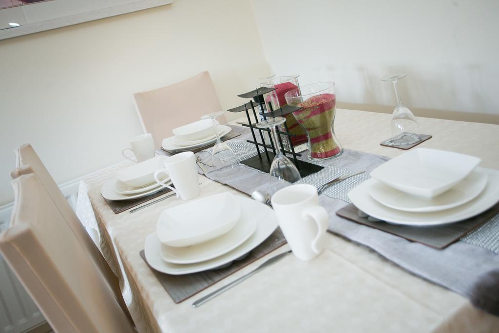 Queens Square Apartment