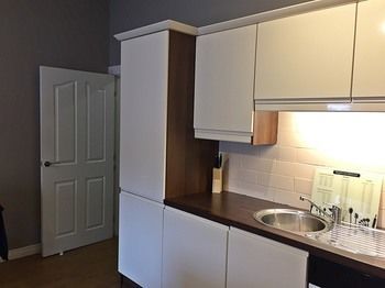 Eglantine House Apartment