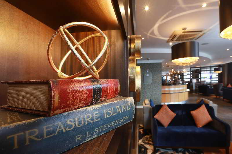 By Ihg 4* Belfast