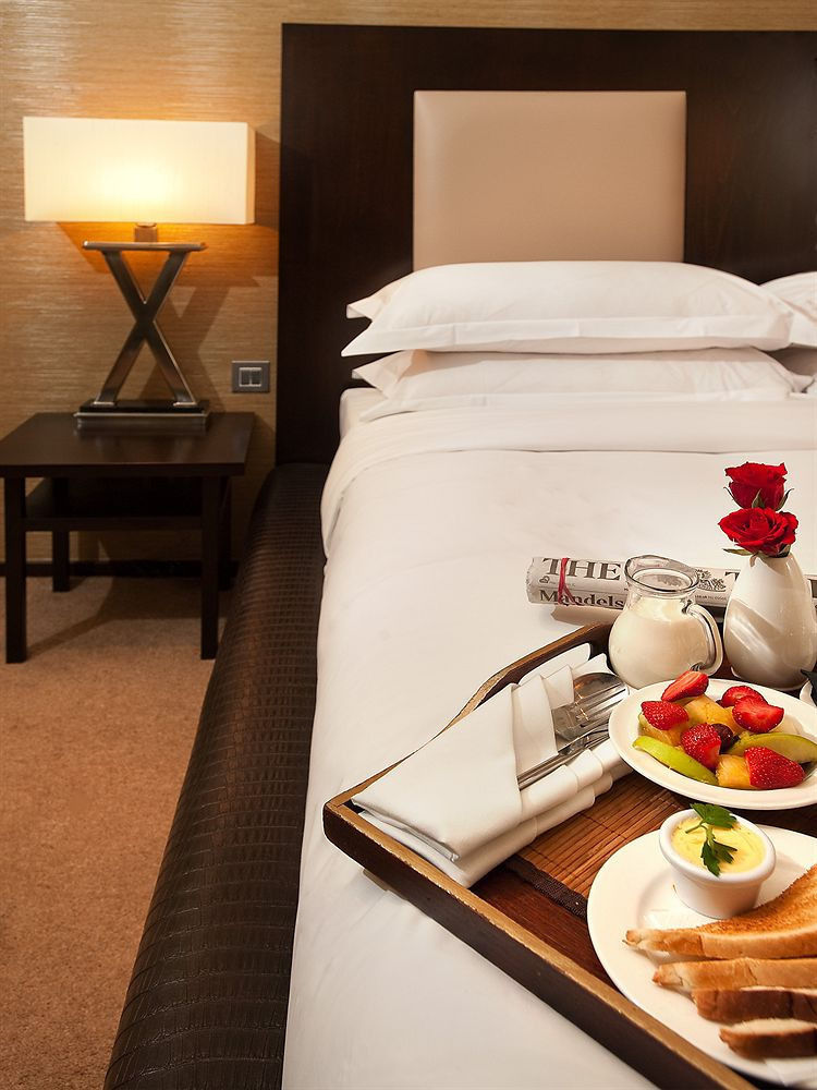 Square Hotel 4*