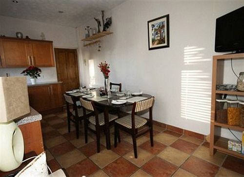 Greenmount Bed & Breakfast