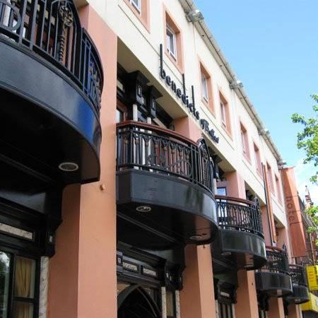 Hotel Benedicts 4*