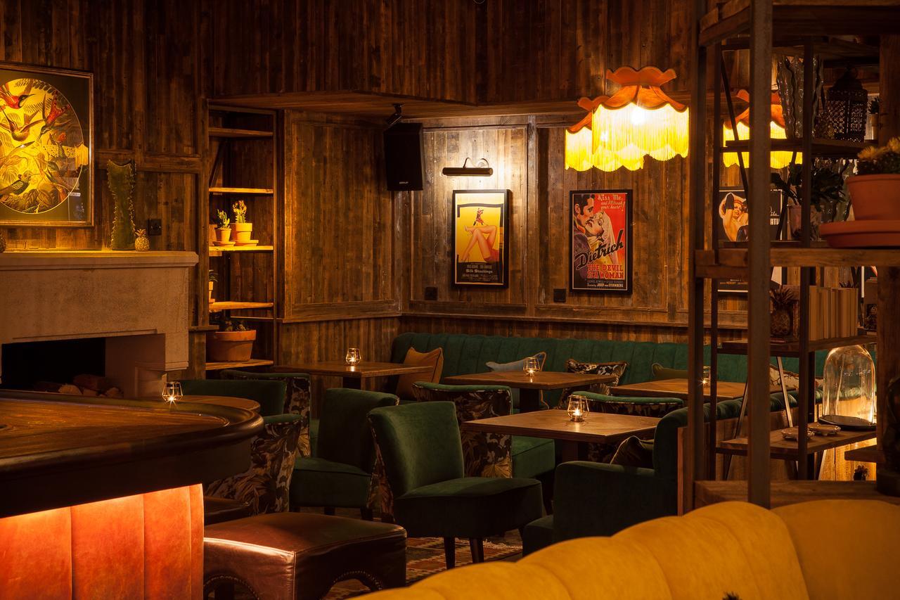 House Hotel