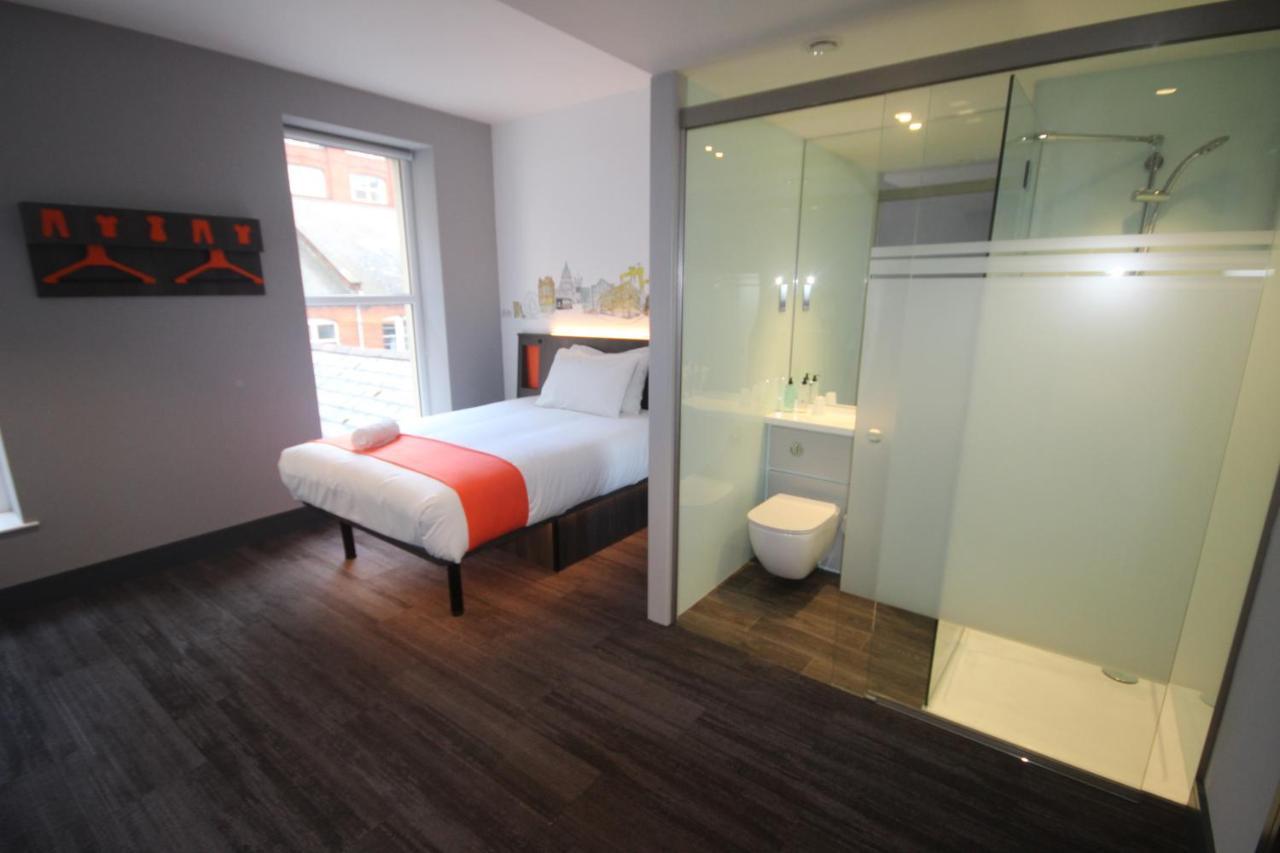 Easyhotel Hotel 3*