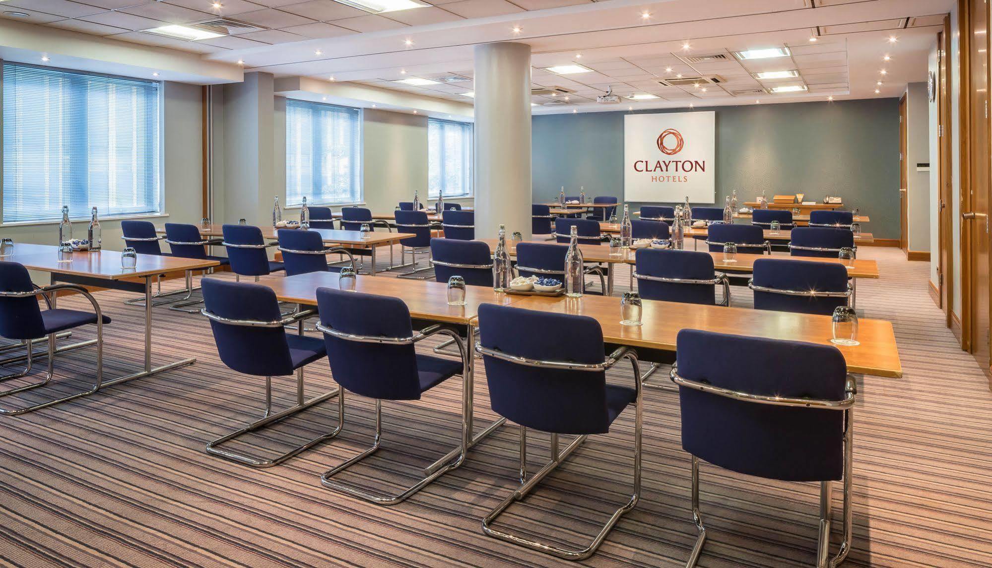 Clayton 4* Belfast