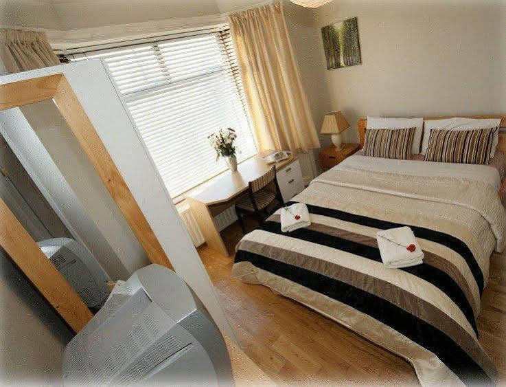 Greenmount 3* Belfast