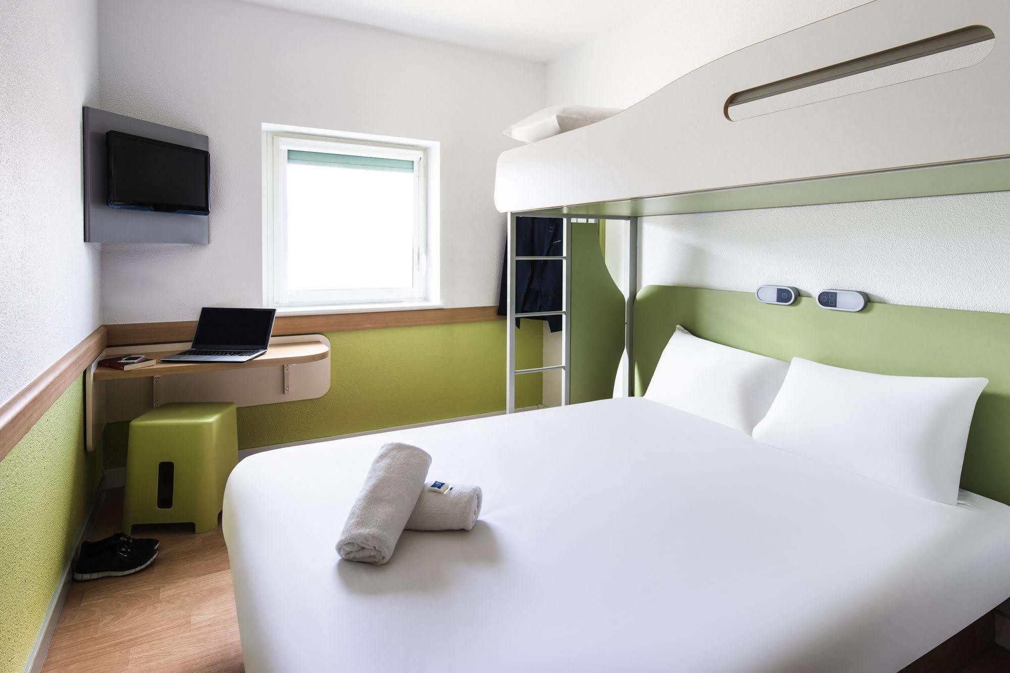 Ibis Budget Belfast City Centre 3*