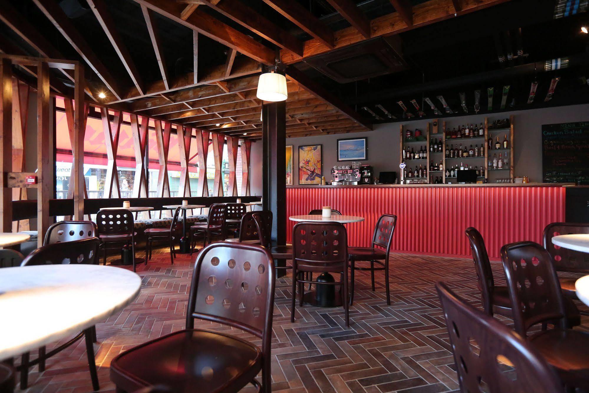 Bullitt Hotel 4*