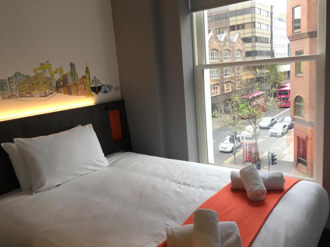 Easyhotel