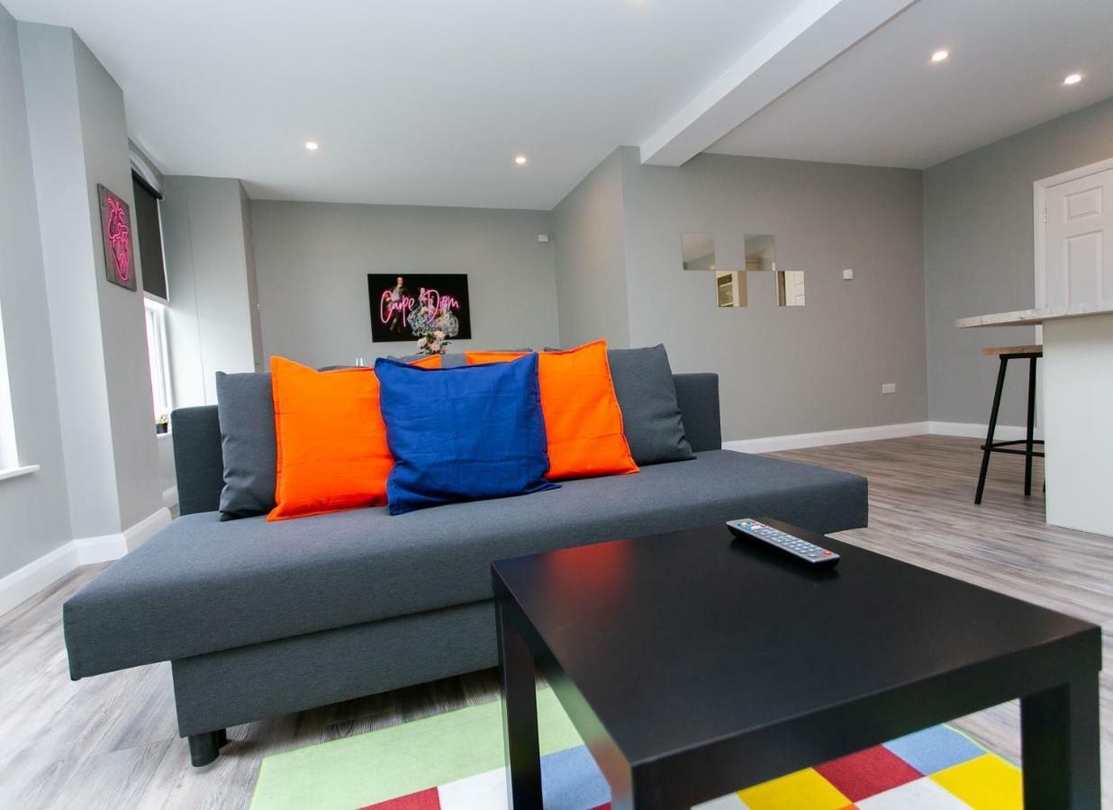 Road Apartment