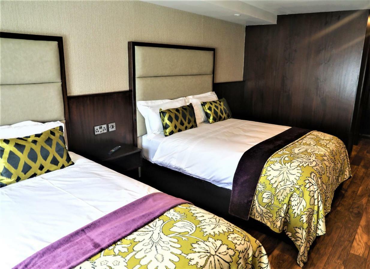 The Lansdowne 3* Belfast