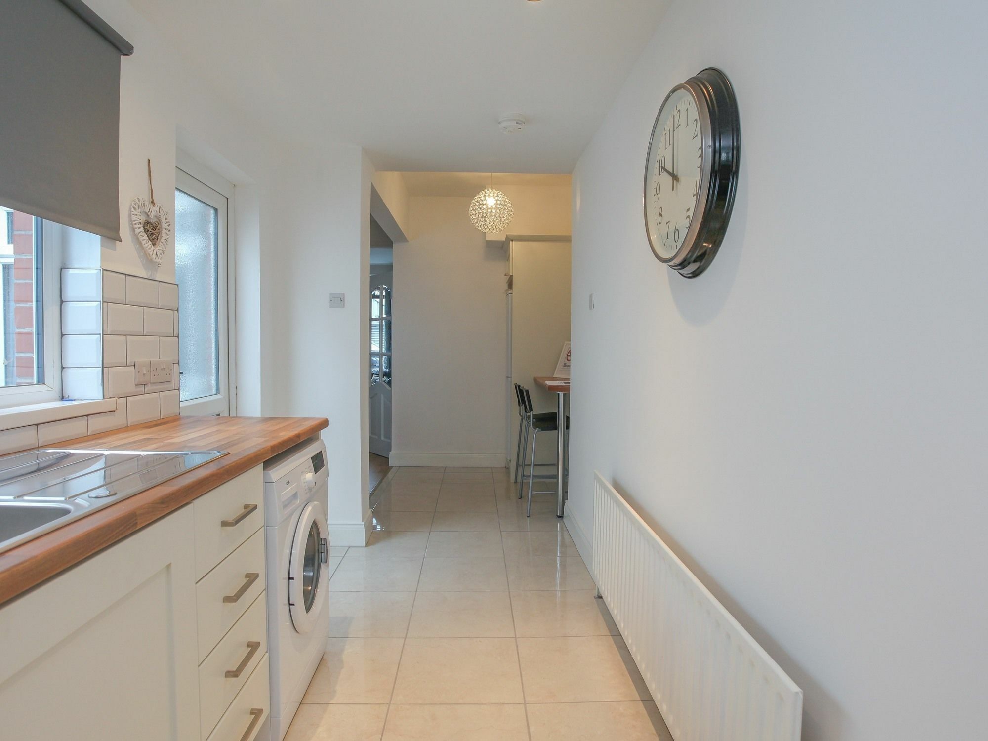 Kingston Serviced - Donegall Avenue Holiday home