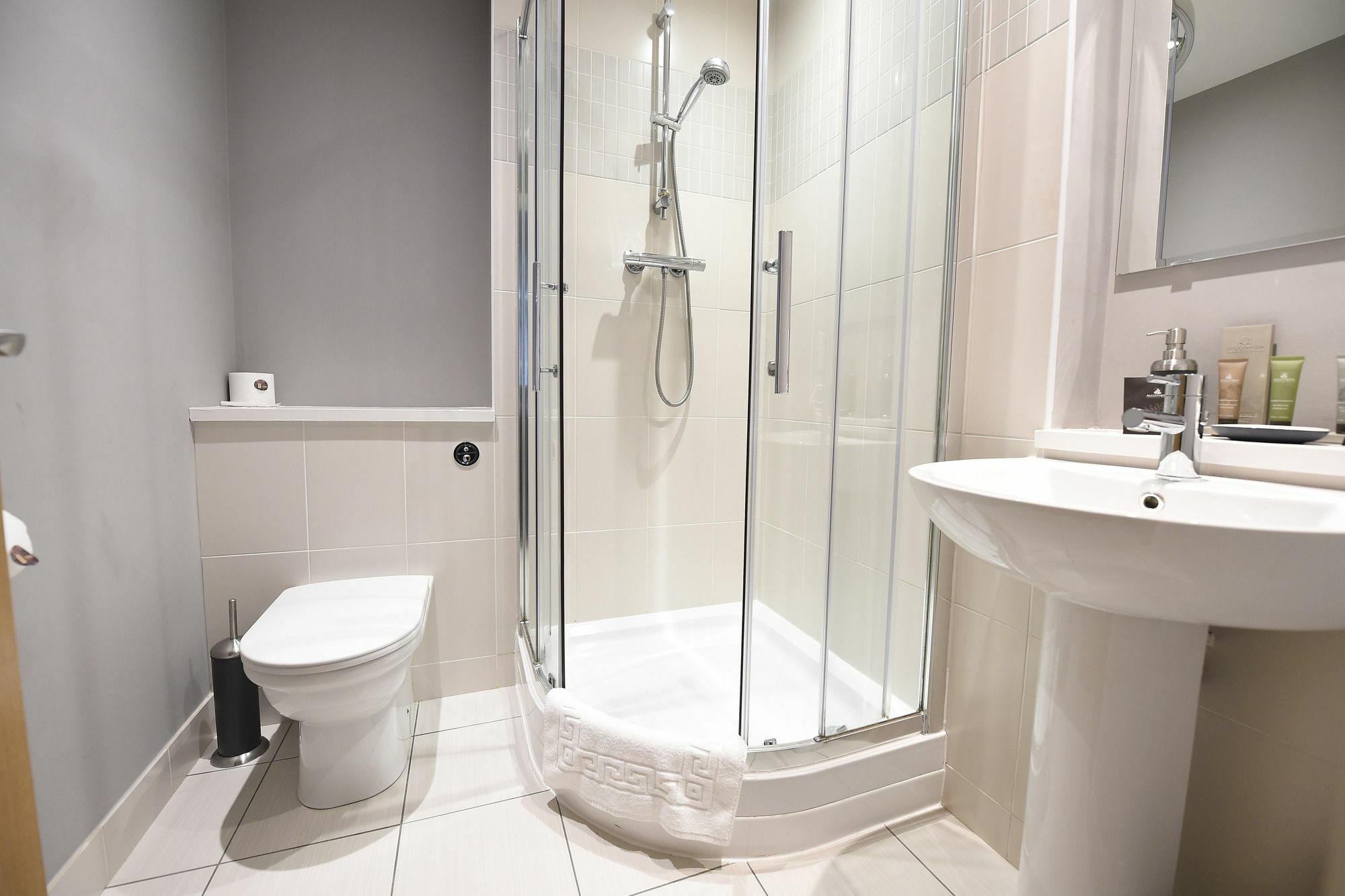 Dream Apartment 2 Bd Belfast